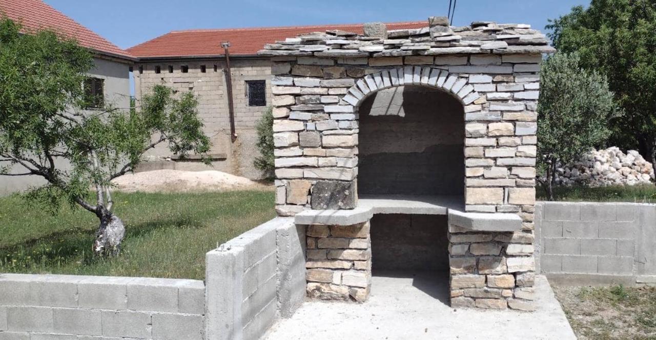 Apartmani Dejan Skradin Exteriér fotografie